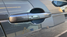 Land Rover Discovery 3.0 D350 Dynamic SE 5dr Auto Diesel Station Wagon